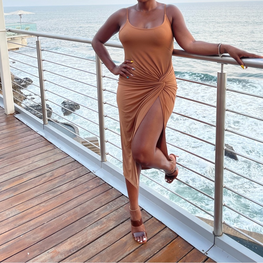 JLUX PECAN KARISA SLIT DRESS